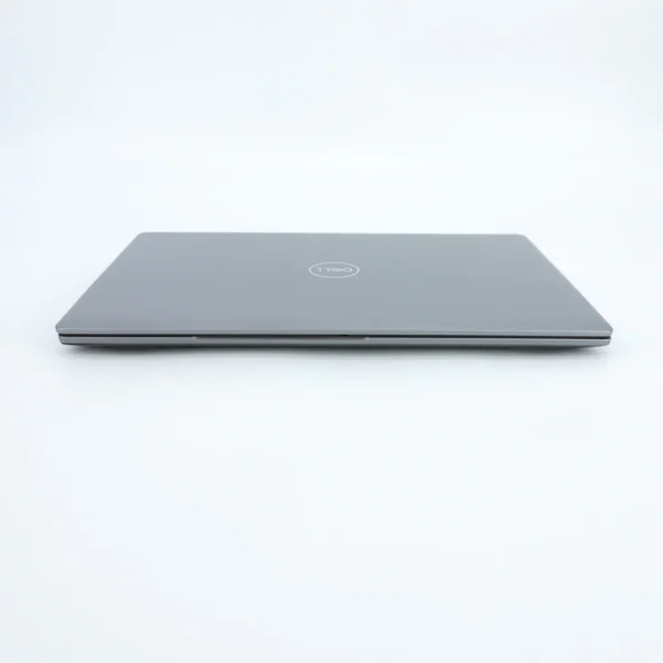 IMG_4013.webp Dell Precision 3580