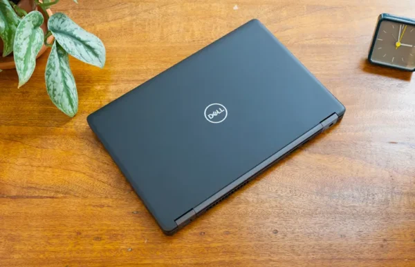 DELL Latitude 5490