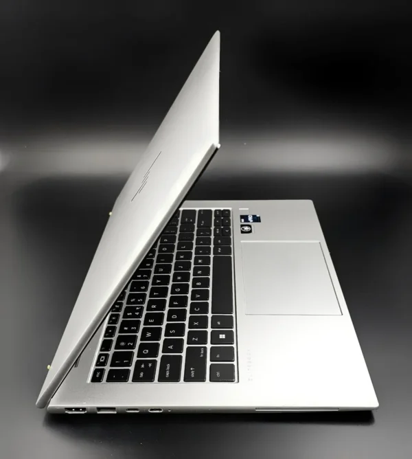 HP EliteBook 1040 G9